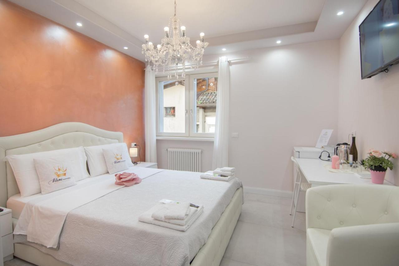 Klemi, Rooms In Old Town Dolomia Best Home Check In Automatico เตรนโต ภายนอก รูปภาพ