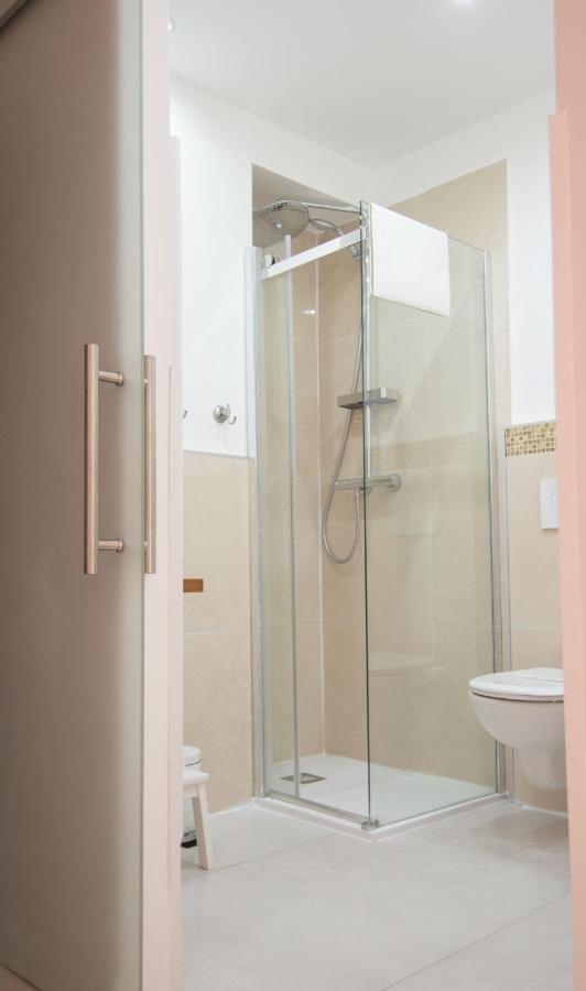 Klemi, Rooms In Old Town Dolomia Best Home Check In Automatico เตรนโต ภายนอก รูปภาพ