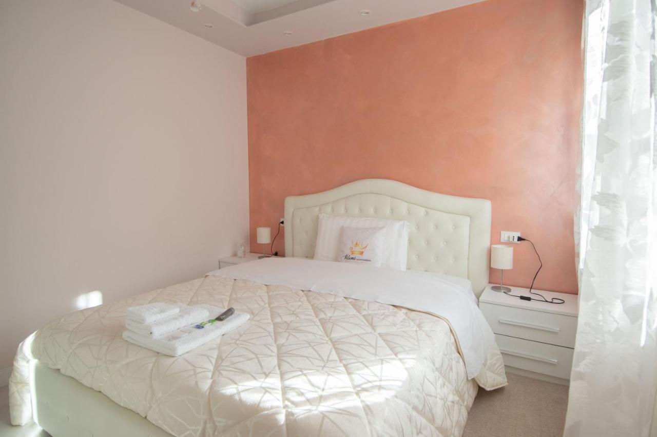 Klemi, Rooms In Old Town Dolomia Best Home Check In Automatico เตรนโต ภายนอก รูปภาพ