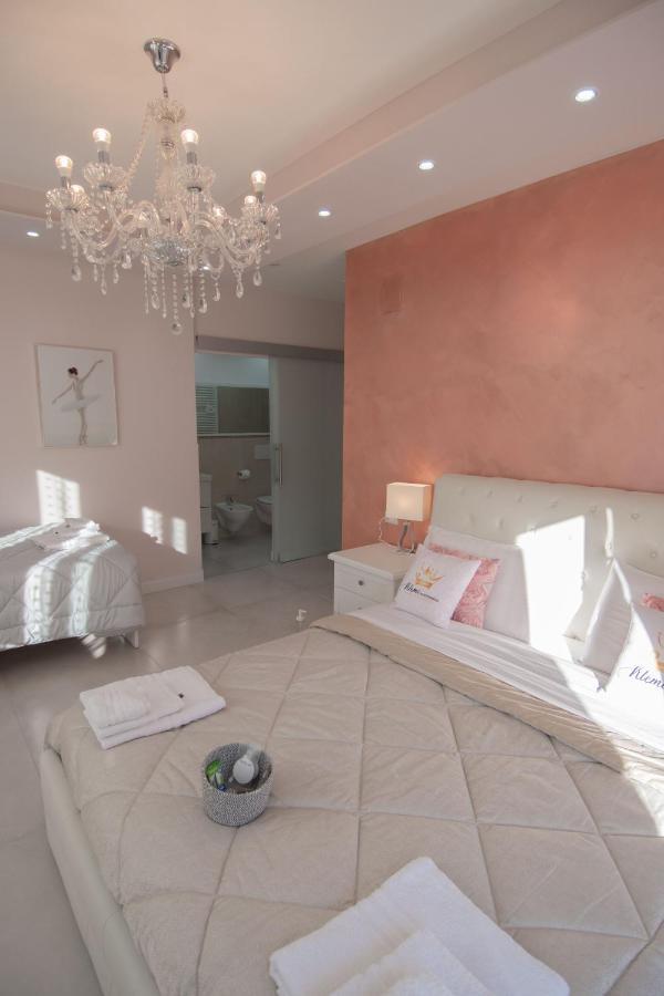 Klemi, Rooms In Old Town Dolomia Best Home Check In Automatico เตรนโต ภายนอก รูปภาพ