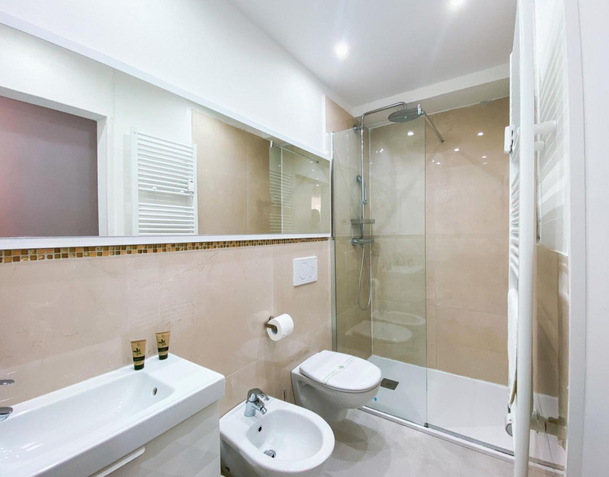 Klemi, Rooms In Old Town Dolomia Best Home Check In Automatico เตรนโต ภายนอก รูปภาพ