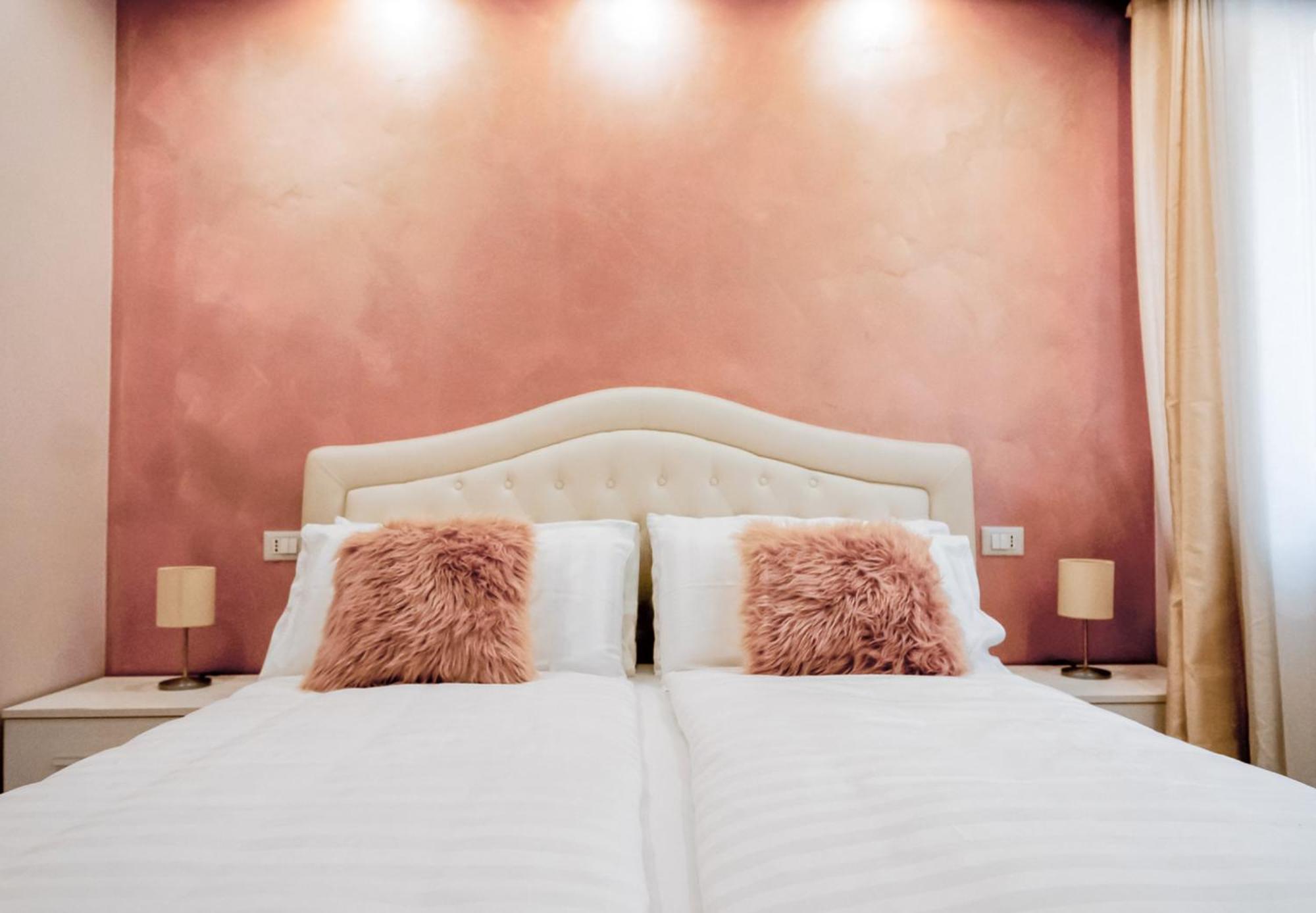 Klemi, Rooms In Old Town Dolomia Best Home Check In Automatico เตรนโต ภายนอก รูปภาพ
